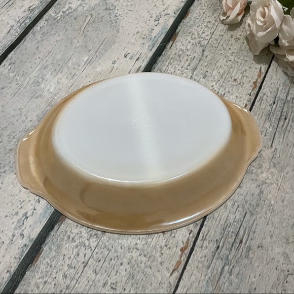 Vintage Fire King Peach lustre milk glass divided casserole dish orange USA - Picture 5 of 6